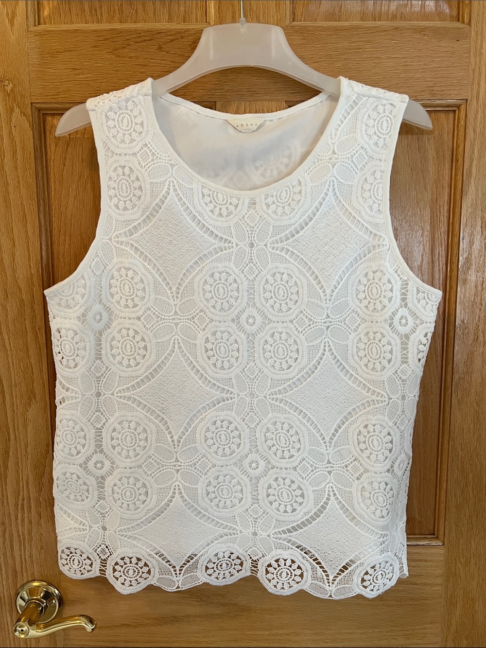 Adorable Adiva White Lace Overlay Sleeveless Tank - XL
